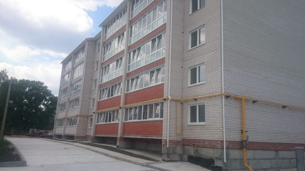 Мы остеклили жилой дом ПВХ изделиями с высокой энергоэффективностью
